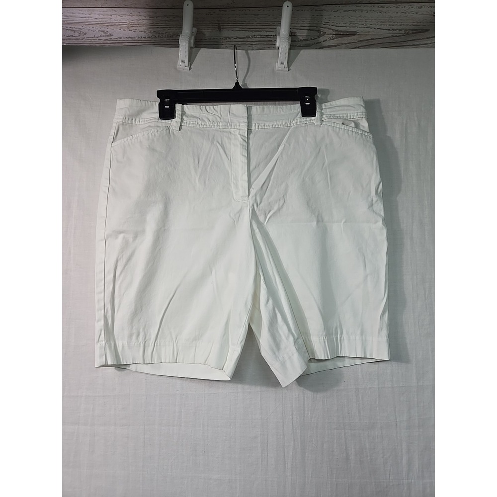Talbots Perfect Short 8 1/2 Inch Bermuda Shorts White Women's 14 High Rise‎